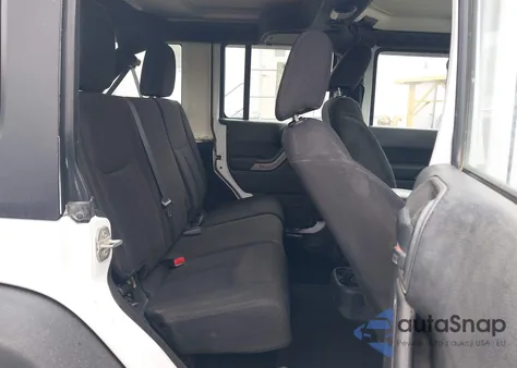 2015 Jeep Wrangler Unlimited Sport Rhd z USA, uszkodzony, nr VIN 1C4BJWKG1FL672451